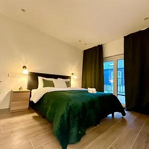 Luxury Park By Rikas Appartement